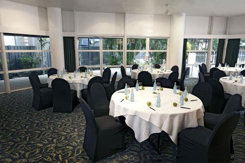 Novotel Darwin CBD - Accommodation Main Beach 14