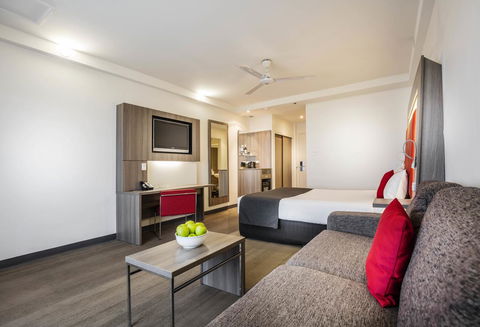 Novotel Darwin CBD - Accommodation Main Beach 22
