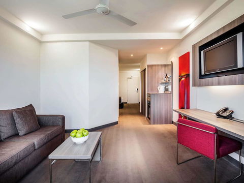 Novotel Darwin CBD - Accommodation Main Beach 29