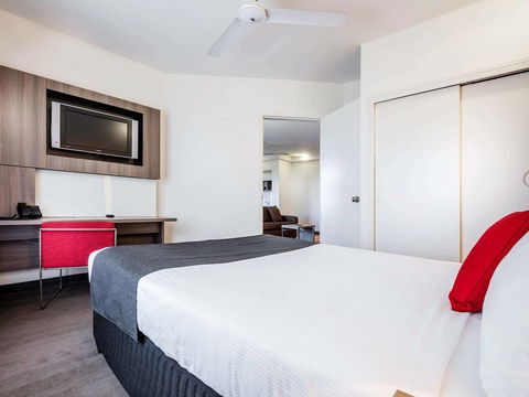 Novotel Darwin CBD - Accommodation Main Beach 31
