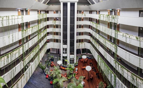 Novotel Darwin CBD - Accommodation Main Beach 3