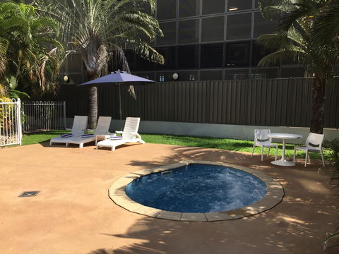Novotel Darwin CBD - Accommodation Main Beach 11