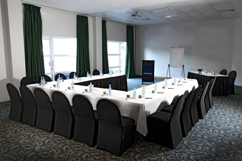 Novotel Darwin CBD - Accommodation Main Beach 20