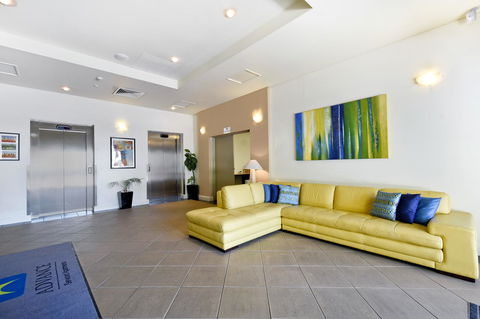 Metro Advance Apartments & Hotel - Accommodation Main Beach 19