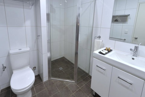 City Gardens Apartments - Accommodation Main Beach 3