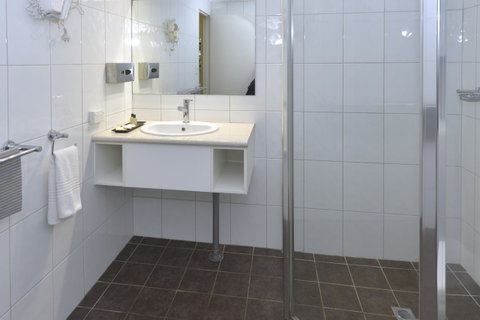 City Gardens Apartments - Accommodation Main Beach 15