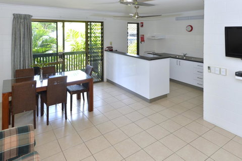 City Gardens Apartments - Accommodation Main Beach 2