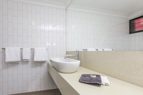 Discovery Resorts - Kings Canyon - Accommodation Main Beach 26