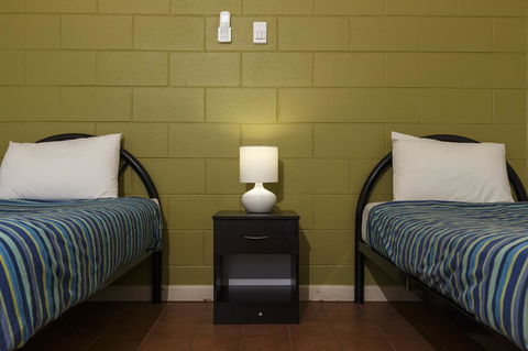 Discovery Resorts - Kings Canyon - Accommodation Main Beach 32