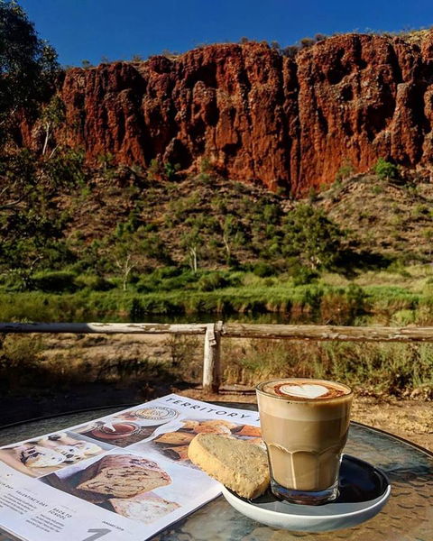 Glen Helen Lodge - Accommodation Main Beach 4