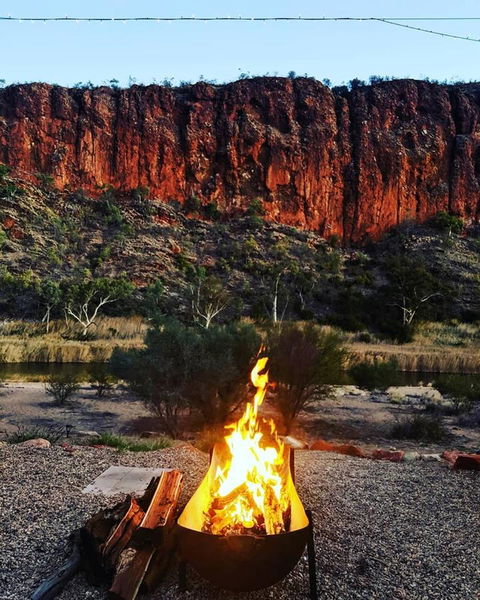 Glen Helen Lodge - Accommodation Main Beach 10