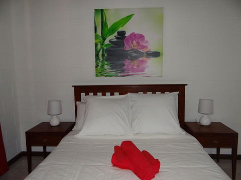 DARWIN'S SHADY ACRES RETREAT - Accommodation Main Beach 34
