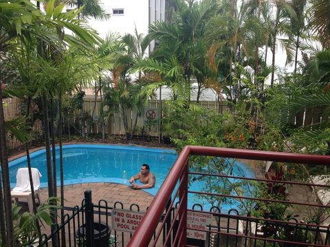 Value Inn - Accommodation Main Beach 11