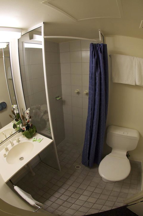 Value Inn - Accommodation Main Beach 15
