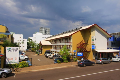 Value Inn - Accommodation Main Beach 7