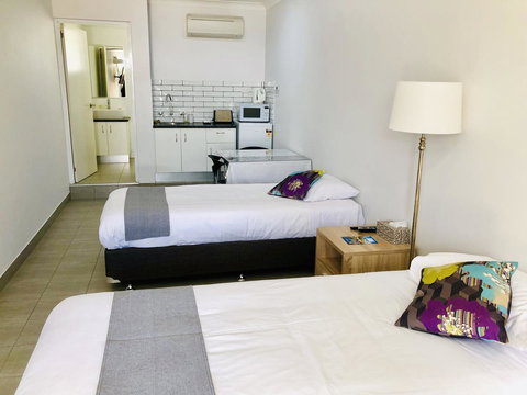 Kalidonis Village - Accommodation Main Beach 11