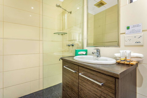 Quality Hotel Darwin Airport - Accommodation Main Beach 2