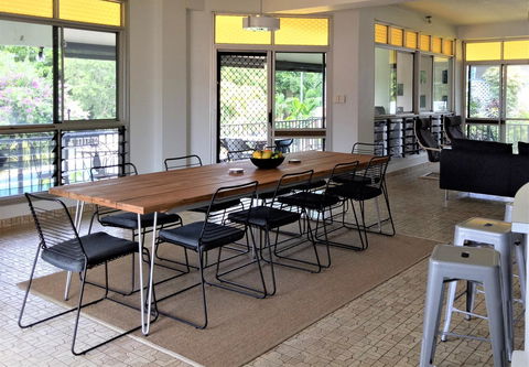 Arafura Blue - Accommodation Main Beach 6