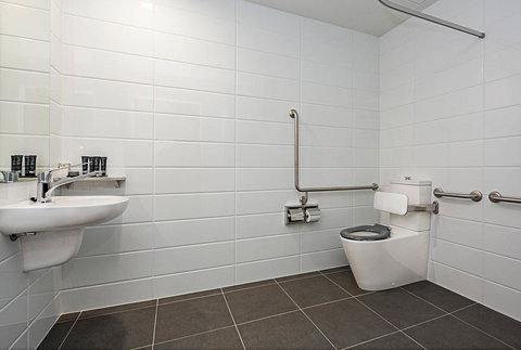 Mantra MacArthur Hotel - Accommodation Main Beach 31