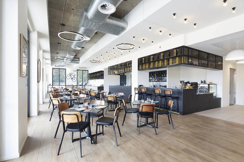 Mantra MacArthur Hotel - Accommodation Main Beach 38