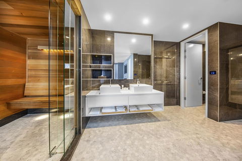 Canberra Rex Hotel - Accommodation Main Beach 14