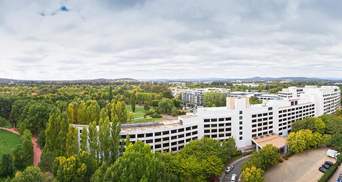Crowne Plaza Canberra, An IHG Hotel - Accommodation Main Beach 0