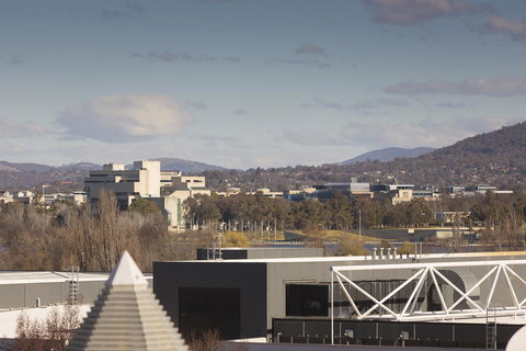 Crowne Plaza Canberra, An IHG Hotel - Accommodation Main Beach 17