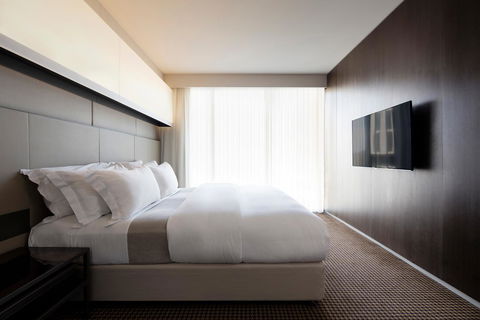 Hotel Realm - Accommodation Main Beach 15