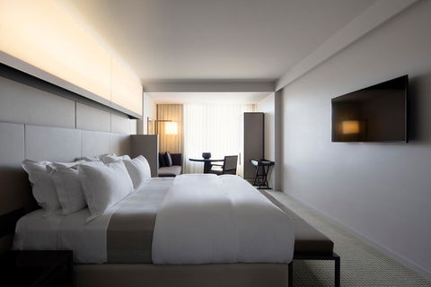 Hotel Realm - Accommodation Main Beach 0