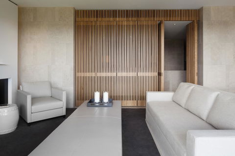 Hotel Realm - Accommodation Main Beach 20