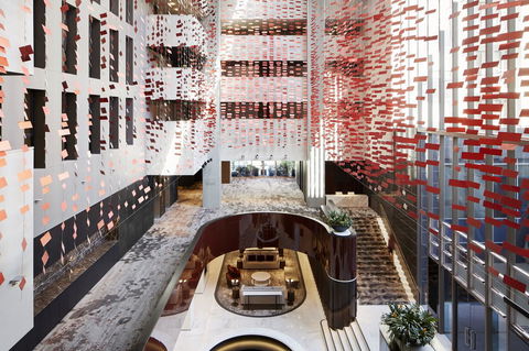 Hotel Realm - Accommodation Main Beach 1