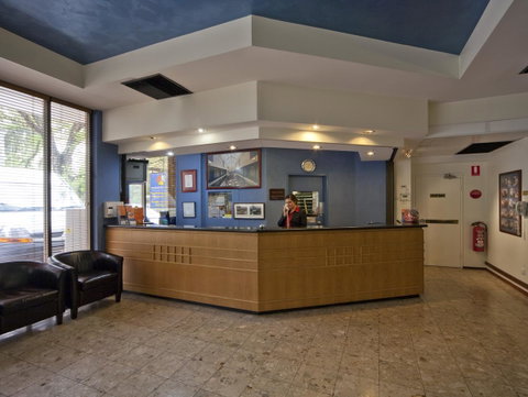 Madison Capital Executive Apartments - Accommodation Main Beach 8