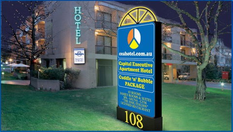 Madison Capital Executive Apartments - Accommodation Main Beach 0