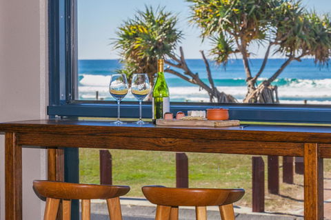 Lennox Holiday Apartments - Accommodation Main Beach 7