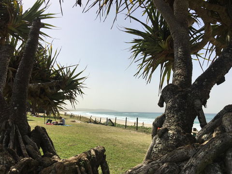 Lennox Holiday Apartments - Accommodation Main Beach 11