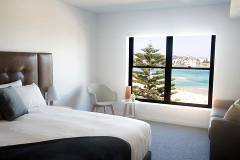 Bondi 38 Serviced Apartments - Accommodation Main Beach 0