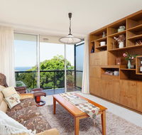 Bondi Apt. for 4 with Panoramic Ocean and Park Views - Accommodation Main Beach