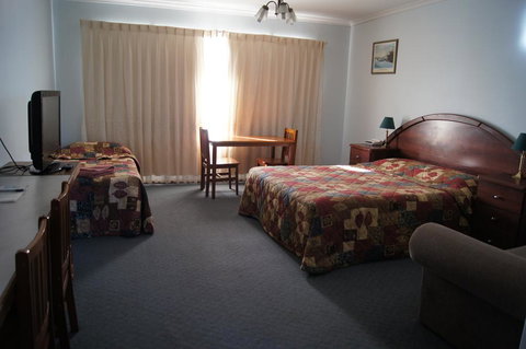 Bordertown Dukes Motorinn - Accommodation Main Beach 1