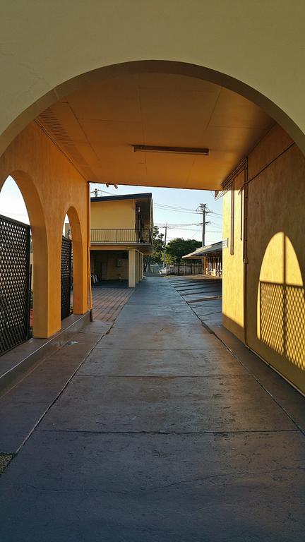 Bourbong St Motel - Accommodation Main Beach 3