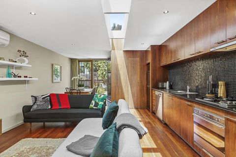 BOUTIQUE STAYS - Curran Terrace - Accommodation Main Beach 3