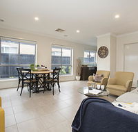 BOUTIQUE STAYS - Gumflower - Accommodation Main Beach