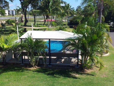 Bowen Arrow Motel - Accommodation Main Beach 1