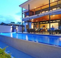Bramston Beach - Luxury Holiday House - Accommodation Main Beach