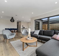 Brand New and Beautiful - Rosebud Holiday Home - Accommodation Main Beach