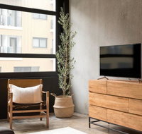 BRAND NEW BOUTIQUE WAREHOUSE 2BR APT KING BEDS KINGSTON in CANBERRA - Accommodation Main Beach
