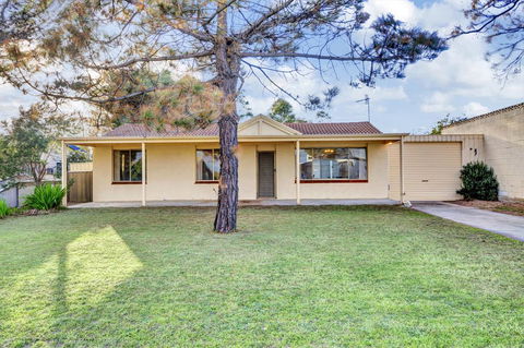 Break Away - Accommodation Main Beach 0