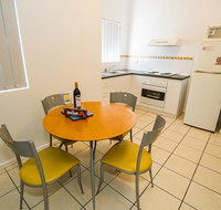 Breakaway - Accommodation Main Beach