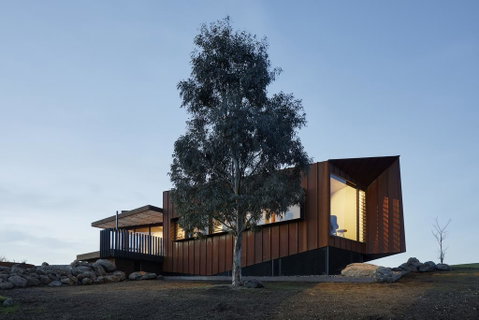 Breakneck Gorge Oikos - Accommodation Main Beach 1
