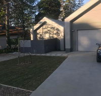 Bridal Falls Cottage - Accommodation Main Beach