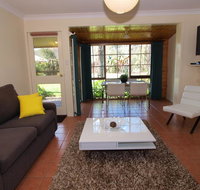 Bright Highland Valley Cottages - Accommodation Main Beach